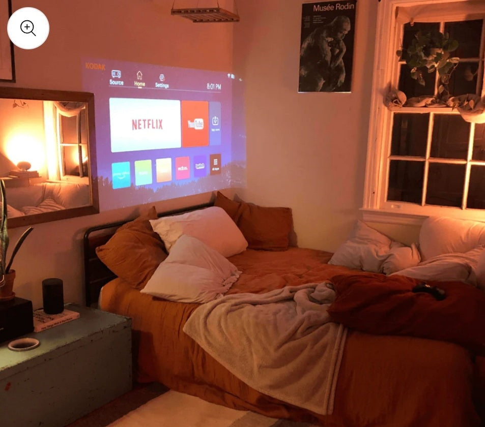 Esence© Ultra-vision - 4K Mini Projector